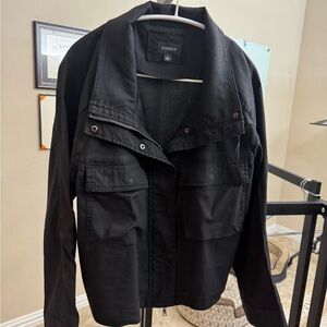 Evereve Women's Black Utility Jacket